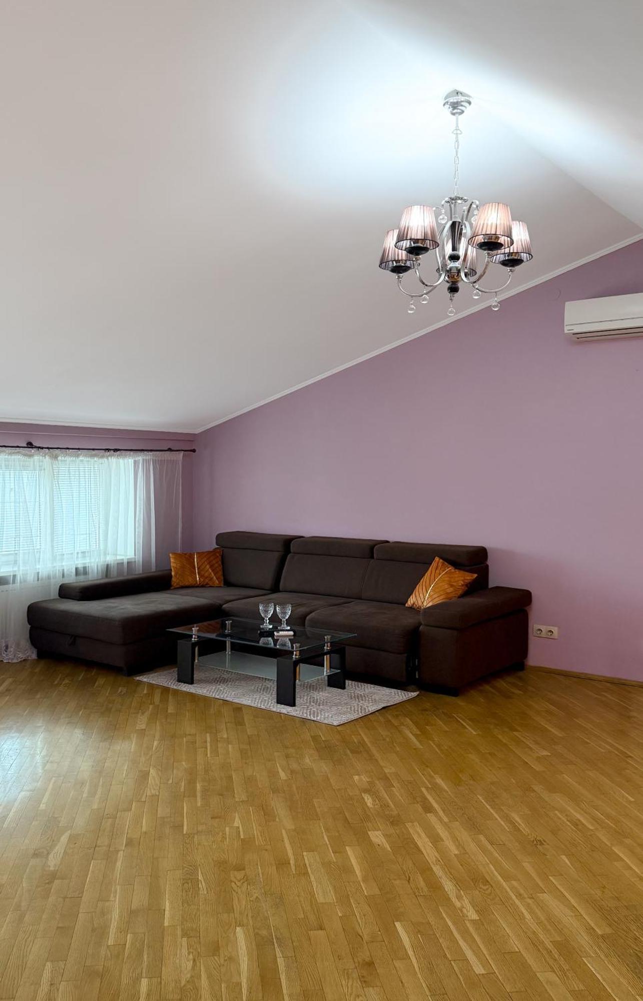 Grand Apartments On Rynok Square Leopoli Esterno foto