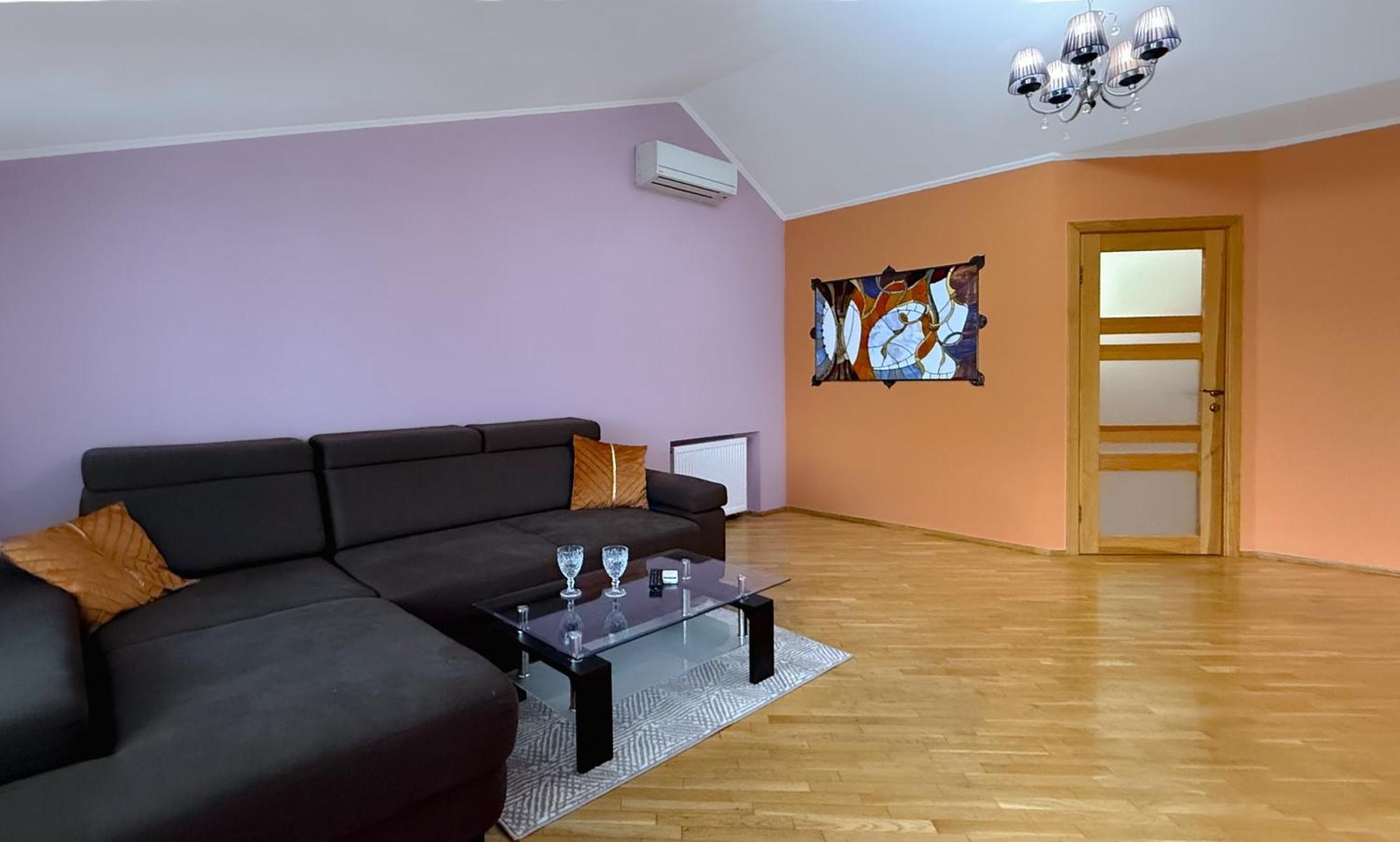 Grand Apartments On Rynok Square Leopoli Esterno foto