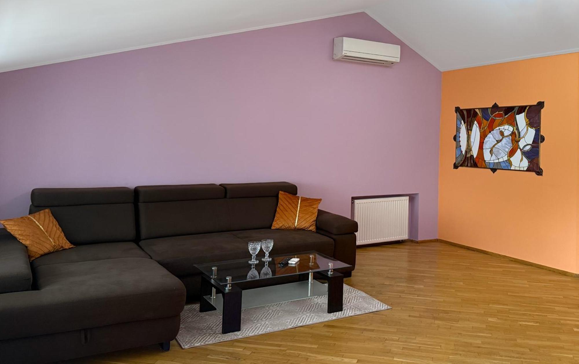 Grand Apartments On Rynok Square Leopoli Esterno foto