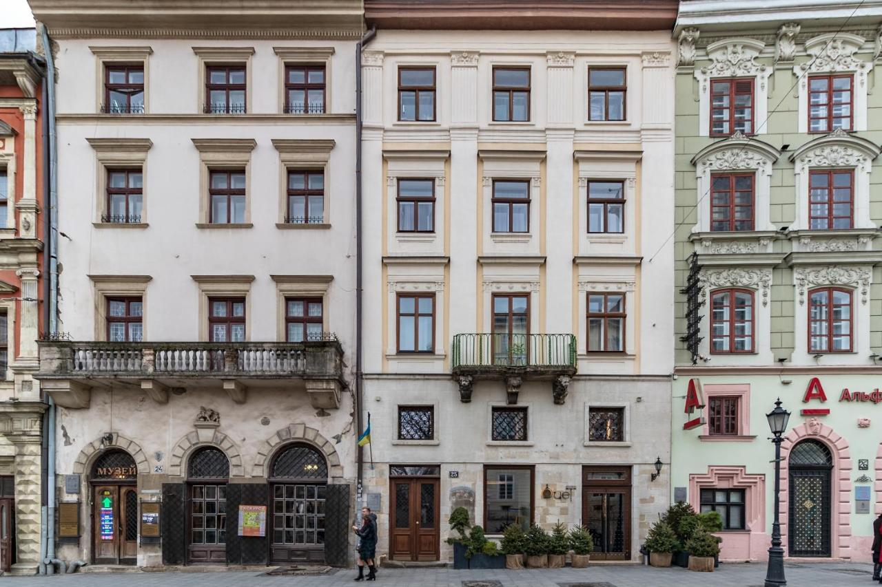 Grand Apartments On Rynok Square Leopoli Esterno foto